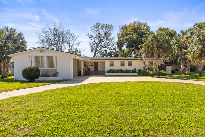 Photo 5 of 906 Old Grove Manor, Jacksonville, FL 32207, photographed by Megapixeler