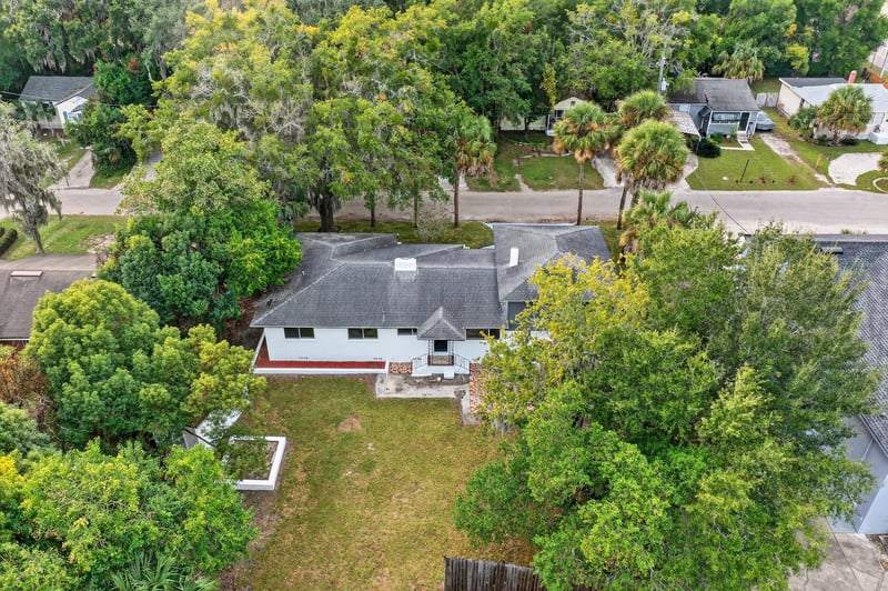 Photo 33 of 2925 Bethel Ct, Jacksonville, FL 32207, photographed by Megapixeler