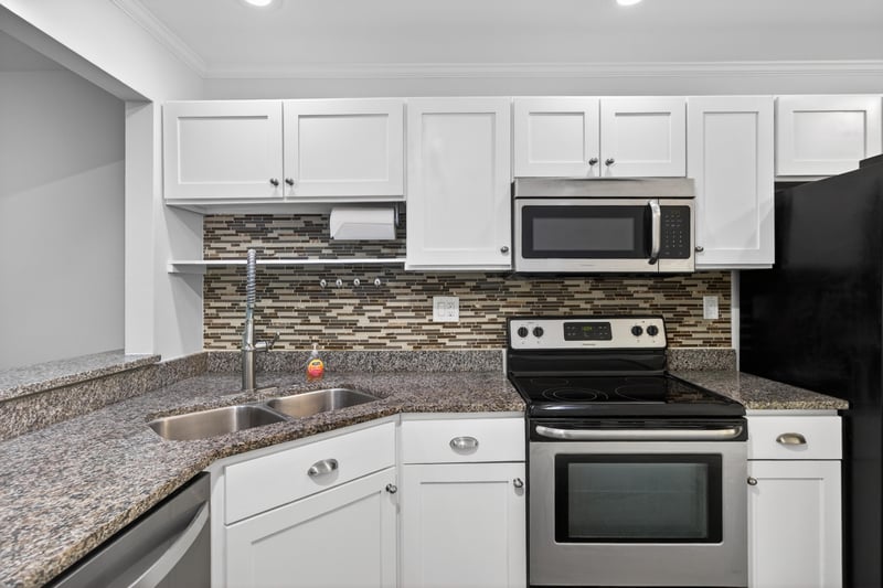 Photo 6 of 7623 Bay Meadows Cir, Jacksonville, FL 32256, photographed by Megapixeler
