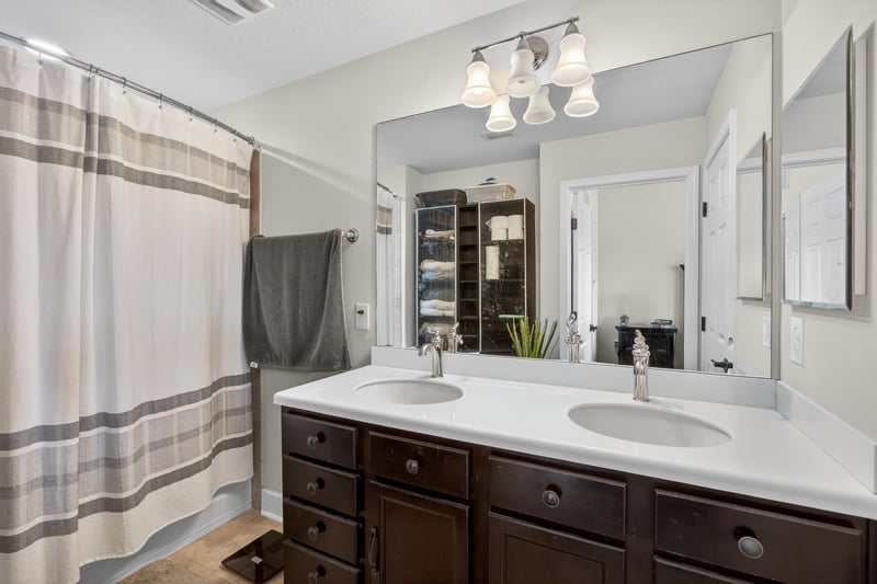 Photo 23 of 6840 Roundleaf Dr, Jacksonville, FL 32258, photographed by Megapixeler