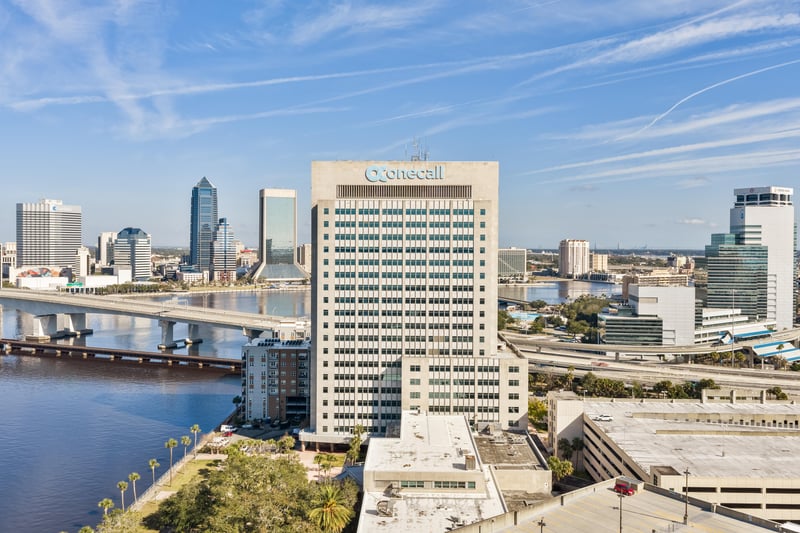 Photo 5 of 841 Prudential Dr, Jacksonville, FL 32207, photographed by Megapixeler