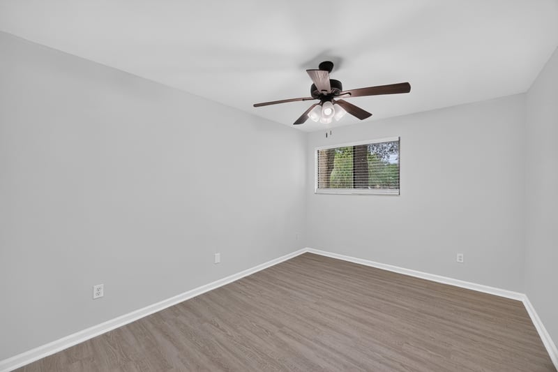 Bedroom with carpet floor at 3801 Crown Point Rd unit 2061, Jacksonville, FL 32257