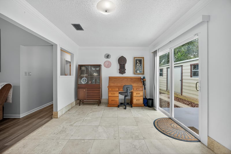 Photo 7 of 240 Main St, Atlantic Beach, FL 32233, photographed by Megapixeler
