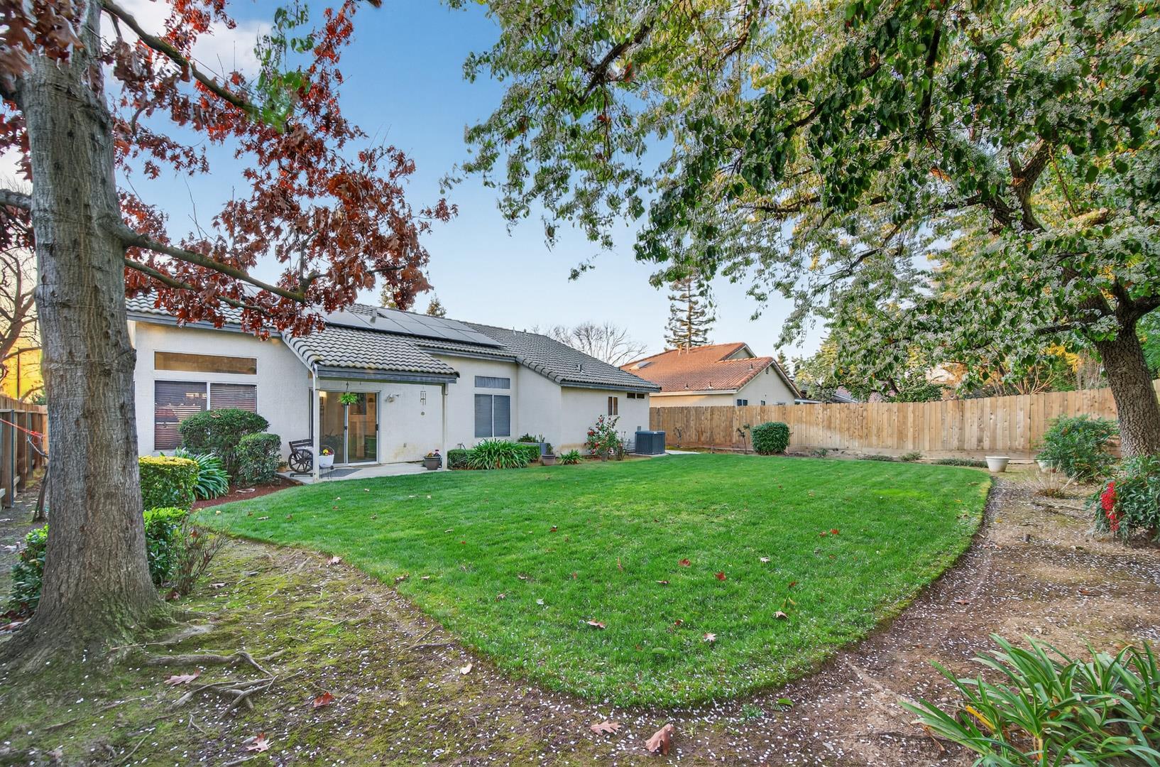 8652 N Sierra Vista Ave, photo 42