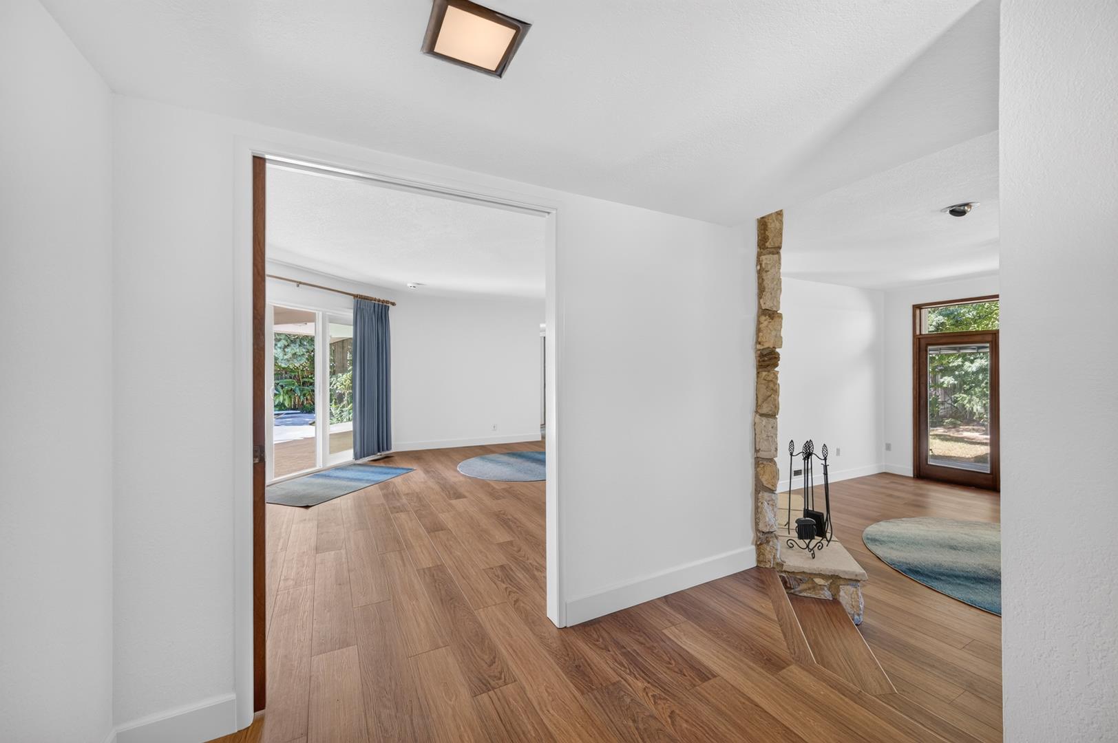 749 W Escalon Ave, photo 17