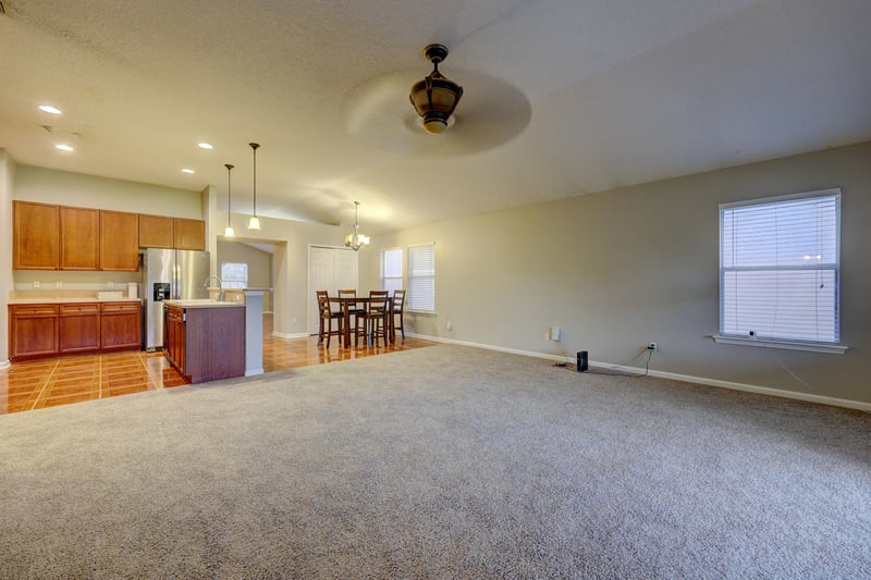 Family Room at 3382 Chapel Ct, Jacksonville, FL 32226