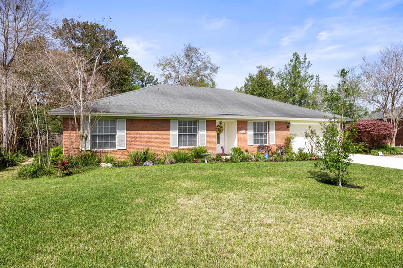 Photo 6 of 10928 Copper Hill Dr, Jacksonville, FL 32218, photographed by Megapixeler