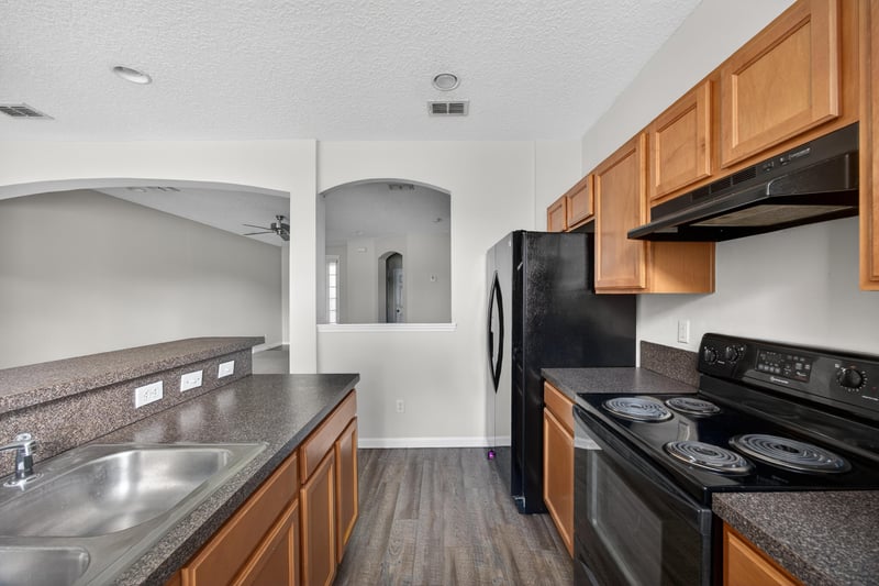 Photo 9 of 3730 Creswick Cir unit h, Orange Park, FL 32065, photographed by Megapixeler