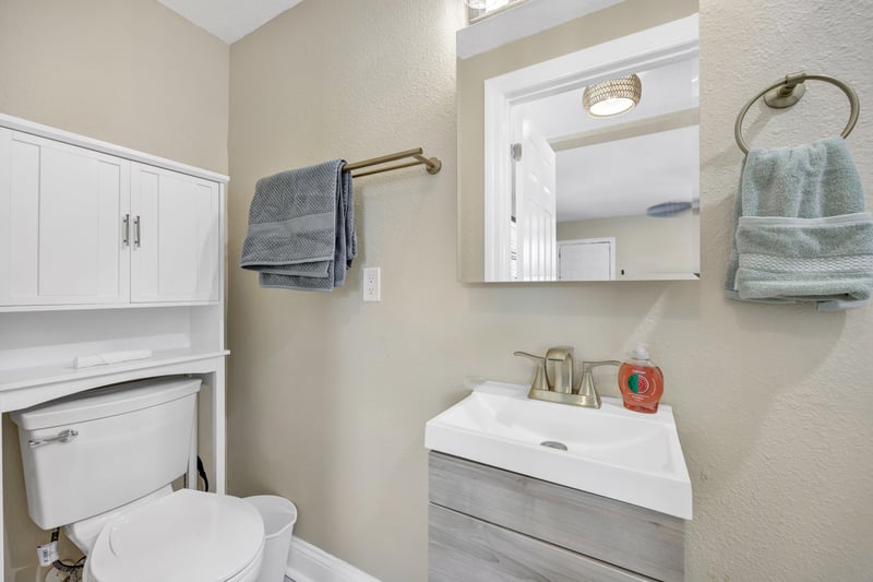 Photo 16 of 1510 Naldo Ave, Jacksonville, FL 32207, photographed by Megapixeler