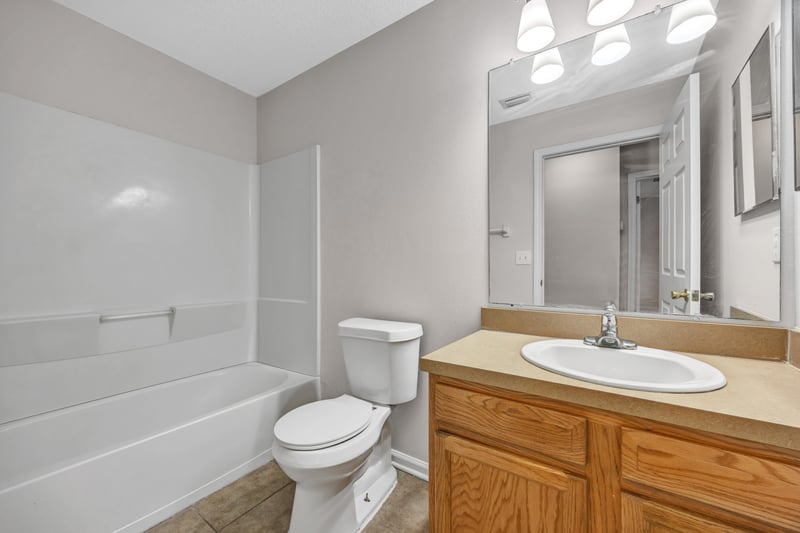Photo 12 of 8345 Oden Ave, Jacksonville, FL 32216, photographed by Megapixeler