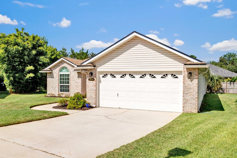 Photo 4 of 14140 Washburn Ct, Jacksonville, FL 32250, photographed by Megapixeler