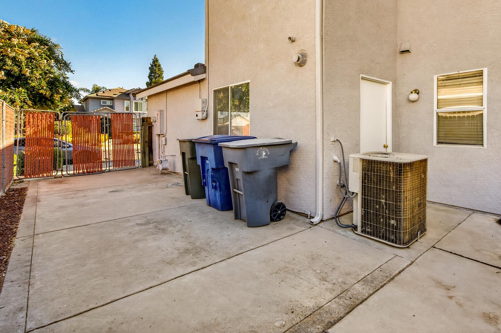 1888 El Paso Ave, photo 78