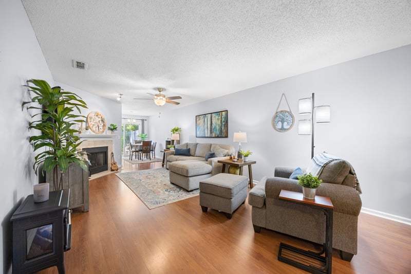 Photo 8 of 4008 Stillwood Dr, Jacksonville, FL 32257, photographed by Megapixeler