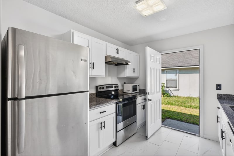 Photo 16 of 7926 Jasper Ave, Jacksonville, FL 32211, photographed by Megapixeler