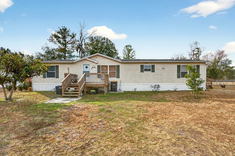 Photo 5 of 8016 Buttercup St, Jacksonville, FL 32210, photographed by Megapixeler