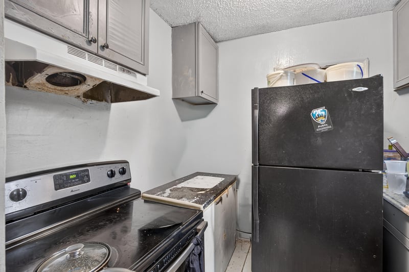 Photo 11 of 1811 Whitner St, Jacksonville, FL 32209, photographed by Megapixeler