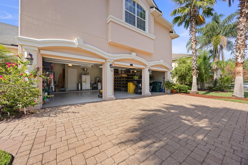 Photo 7 of 11833 Fitchwood Circle, Jacksonville, FL 32258, photographed by Megapixeler