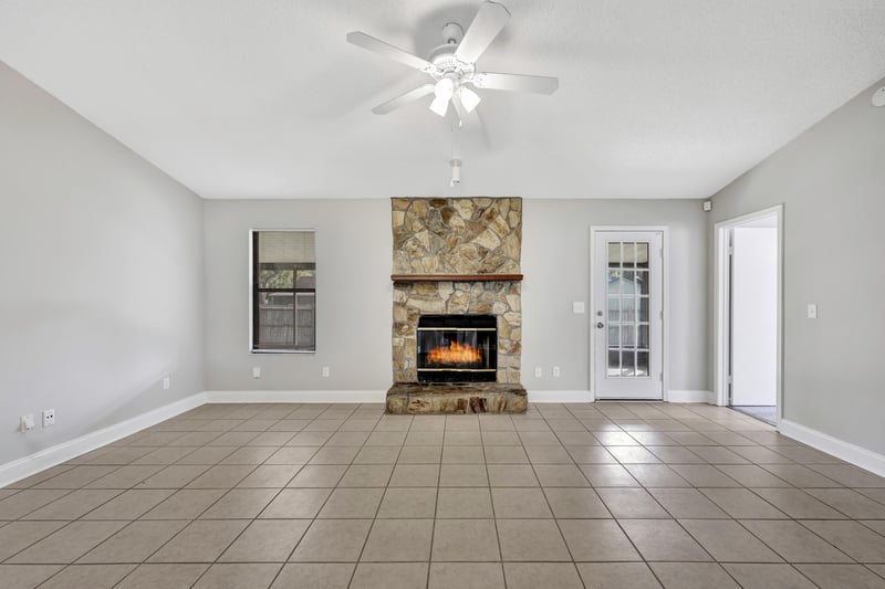 Photo 8 of 1579 Ibis Dr, Orange Park, FL 32065, photographed by Megapixeler