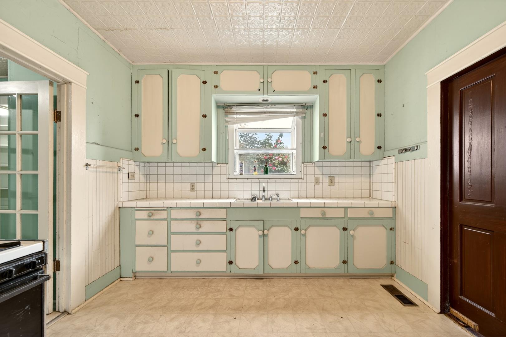435 N Alta Ave, photo 26