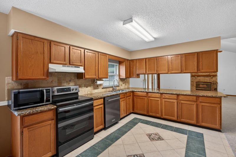 Photo 15 of 972 Rexfield Terrace, Jacksonville, FL 32221, photographed by Megapixeler