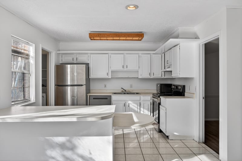 Photo 13 of 4822 Windrush Ln, Jacksonville, FL 32217, photographed by Megapixeler