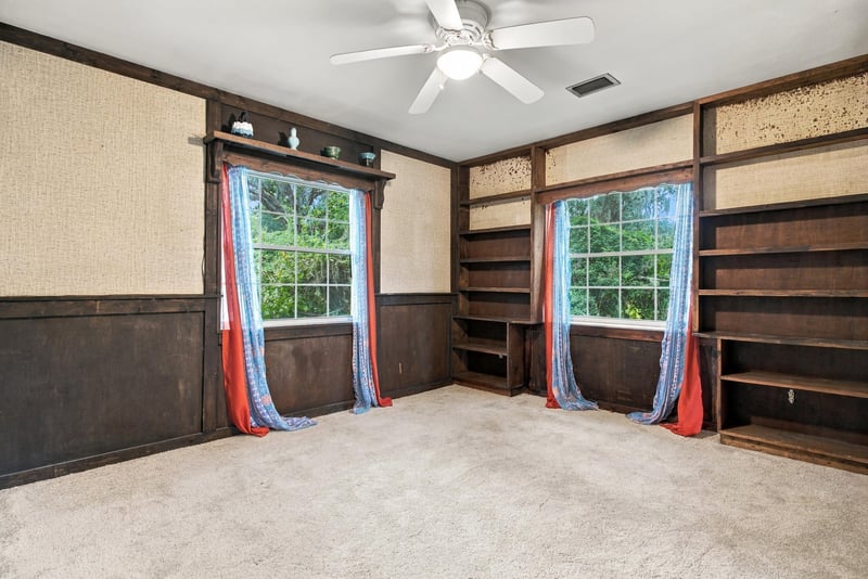 Photo 35 of 6871 Hyde Grove Ave, Jacksonville, FL 32210, photographed by Megapixeler
