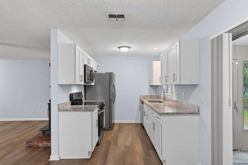 Photo 11 of 8046 Triumph Ln S, Jacksonville, FL 32244, photographed by Megapixeler