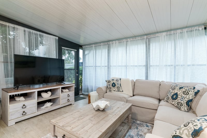 Family Room at 695 A1A N unit 38, Ponte Vedra Beach, FL 32082