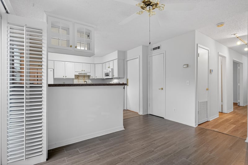 Breakfast Nook 3 at 4814 Windrush Ln a 4, Jacksonville, FL 32217