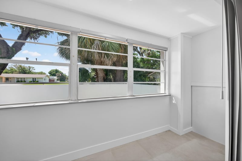 Photo 29 of 8 Fernwood Ln, Palm Coast, FL 32137, photographed by Megapixeler