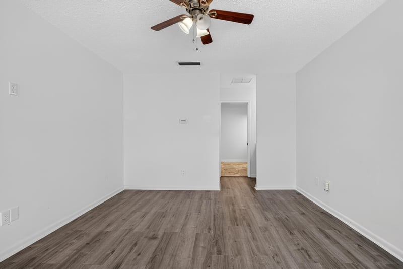 Photo 31 of 7812 Linkside Dr, Jacksonville, FL 32256, photographed by Megapixeler