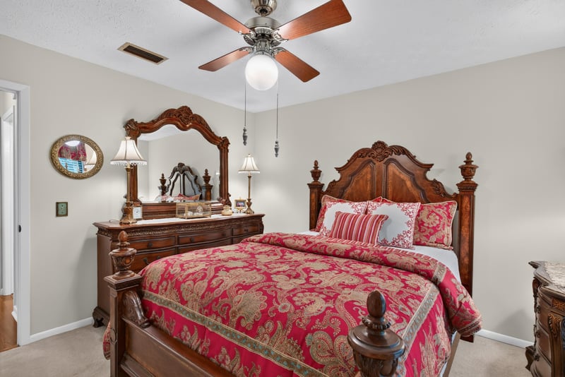 Photo 34 of 1555 Surrey Glen Cove, Middleburg, FL 32068, photographed by Megapixeler