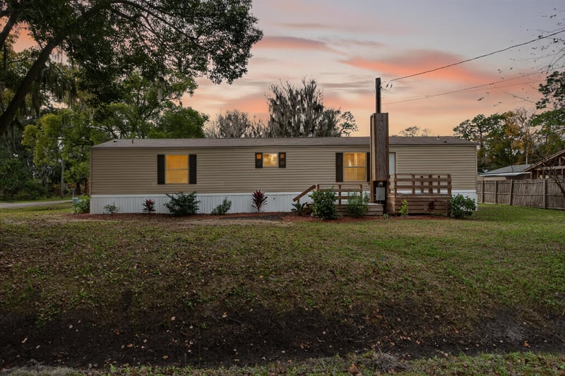 Photo 2 of 2959 Frances Ave, Jacksonville, FL 32218, photographed by Megapixeler