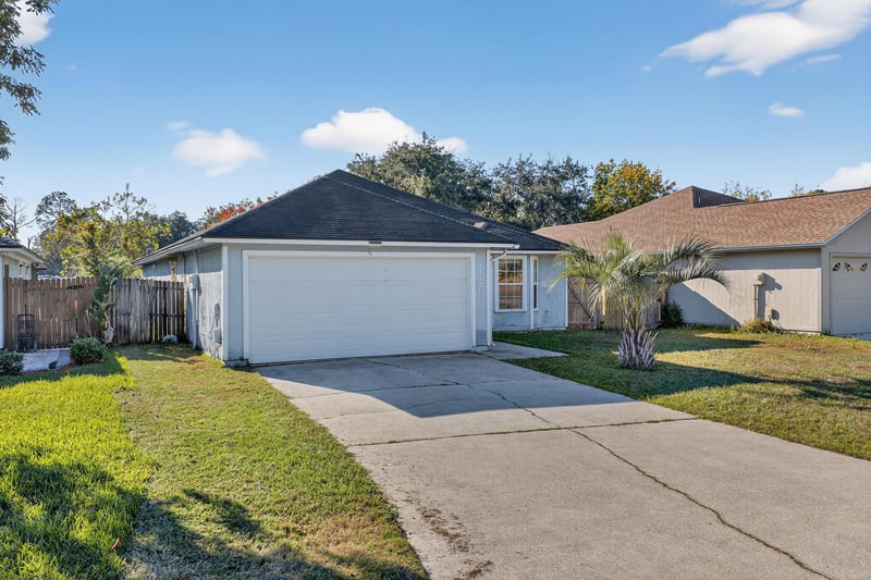 Photo 3 of 11170 Wandering Oaks Dr, Jacksonville, FL 32257, photographed by Megapixeler