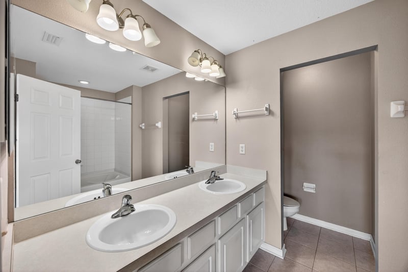 Photo 14 of 7152 Stonelion Cir, Jacksonville, FL 32256, photographed by Megapixeler