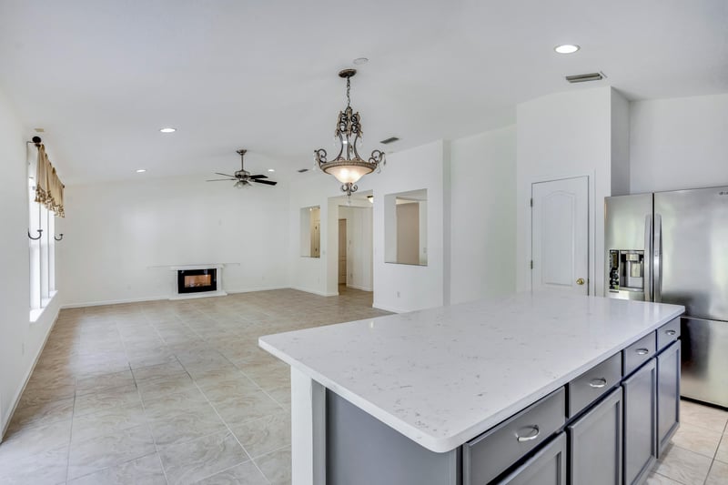 Photo 32 of 657 MacKenzie Cir, St. Augustine, FL 32092, photographed by Megapixeler