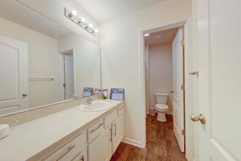 Photo 22 of 8166 Meadow Walk Ln, Jacksonville, FL 32256, photographed by Megapixeler