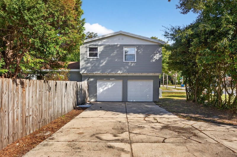 Photo 41 of 1808 Starwan Rd E, Jacksonville, FL 32211, photographed by Megapixeler
