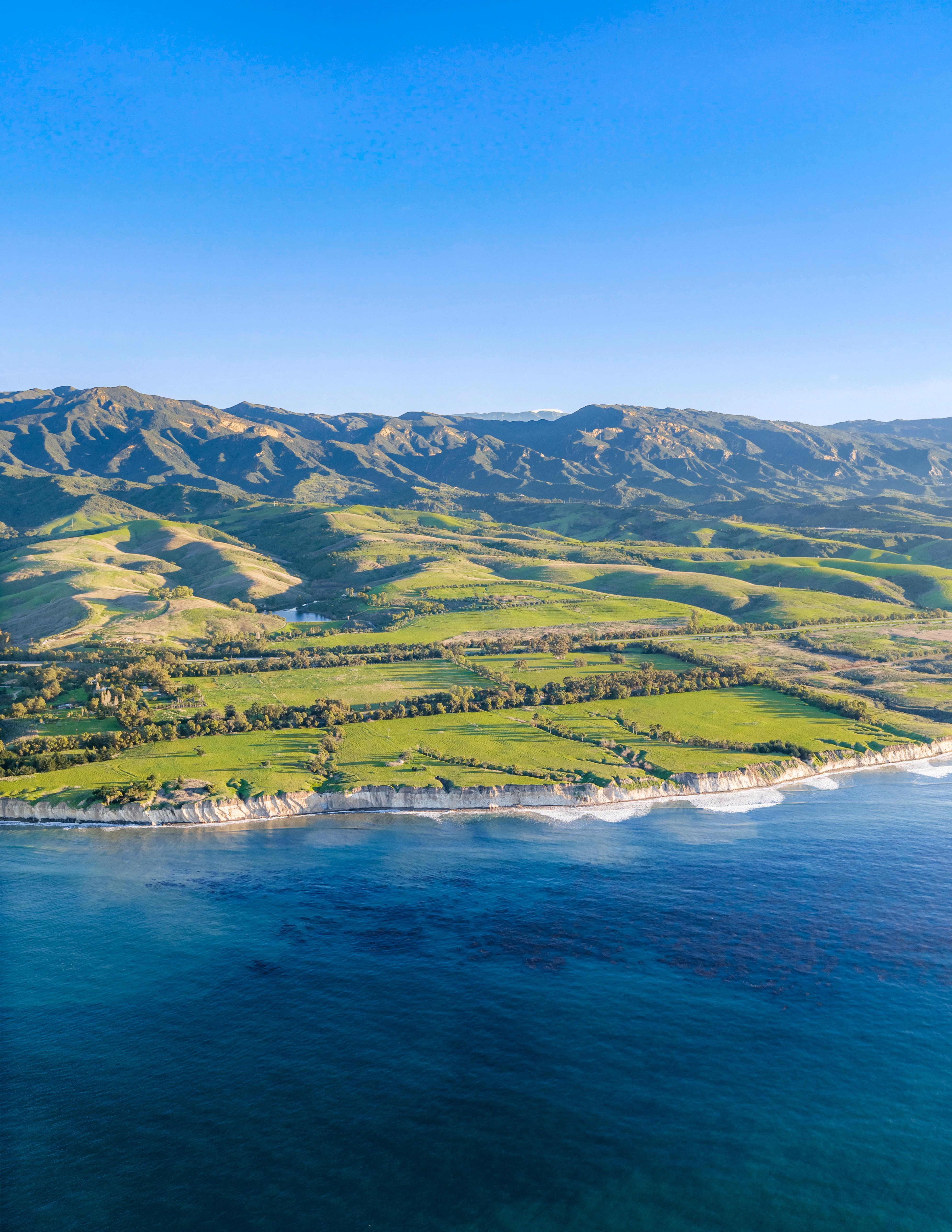 Real estate photography virtual tour of Naples Access Rd, Goleta CA — luxury home photography near Carpinteria bluffs by VirTour Media
