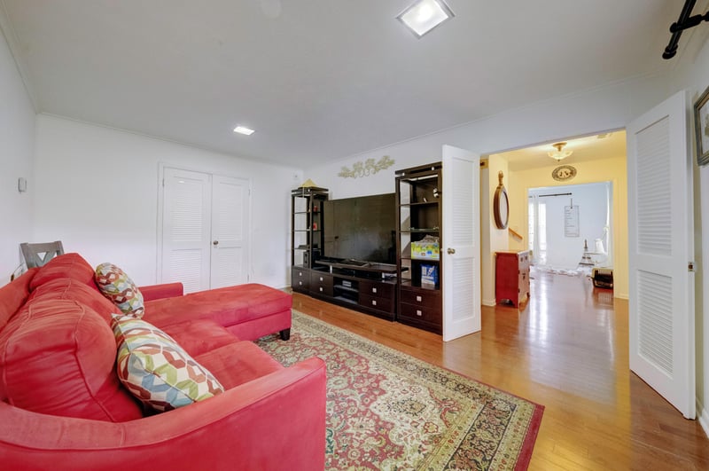 Photo 45 of 3333 Heathcliff Ln, Jacksonville, FL 32257, photographed by Megapixeler