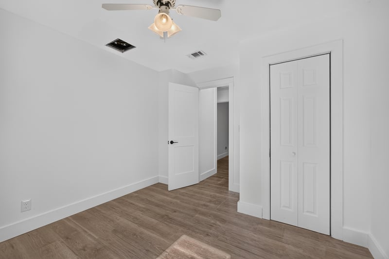 Photo 23 of 4468 Englewood Ave, Jacksonville, FL 32207, photographed by Megapixeler