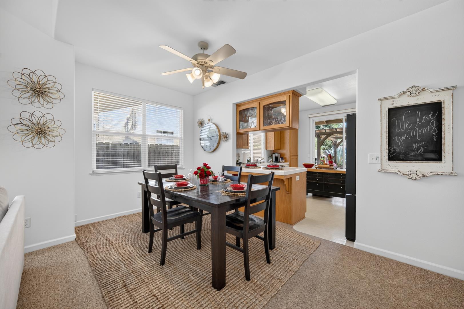 337 Village Dr, photo 41