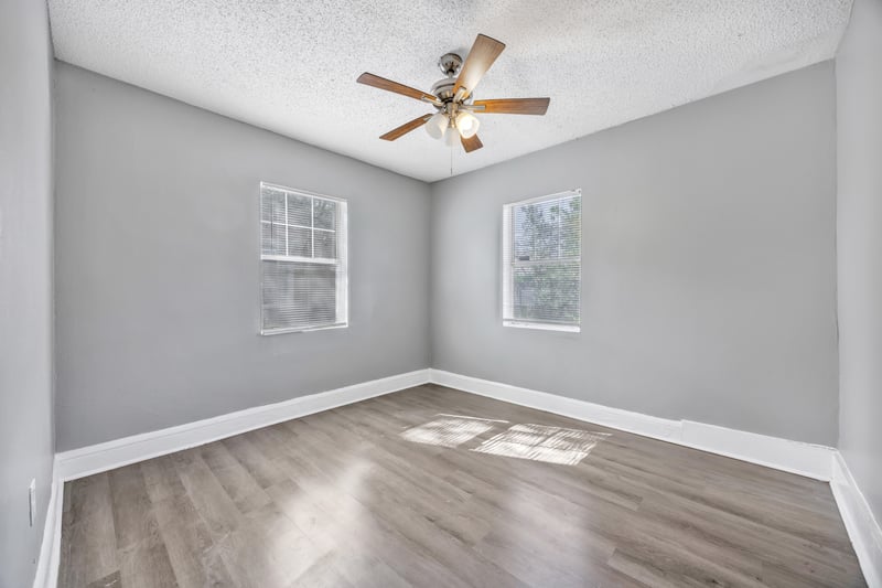 Photo 18 of 1439 W 15th St, Jacksonville, FL 32209, photographed by Megapixeler