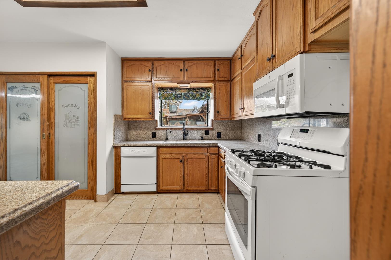 311 S K St, photo 18