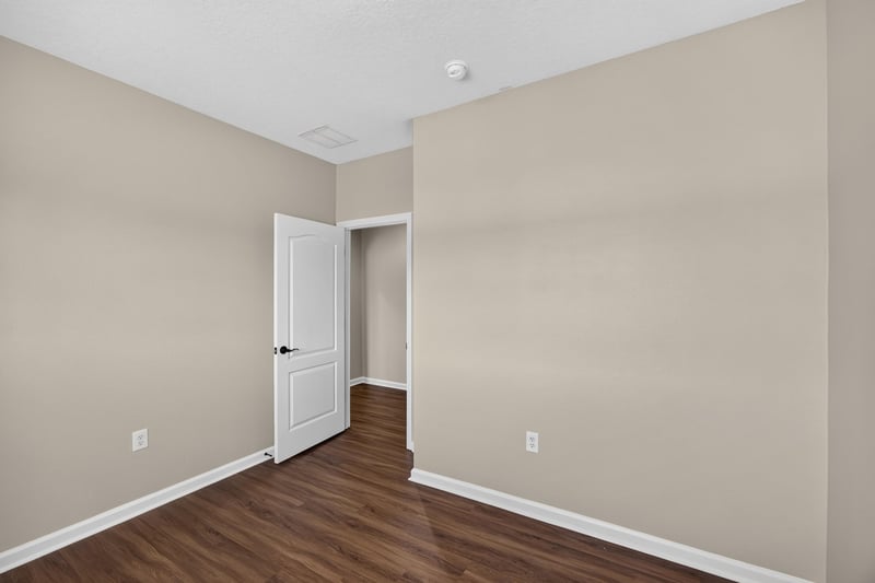 Empty room at 3750 Silver Bluff Blvd, Orange Park, FL