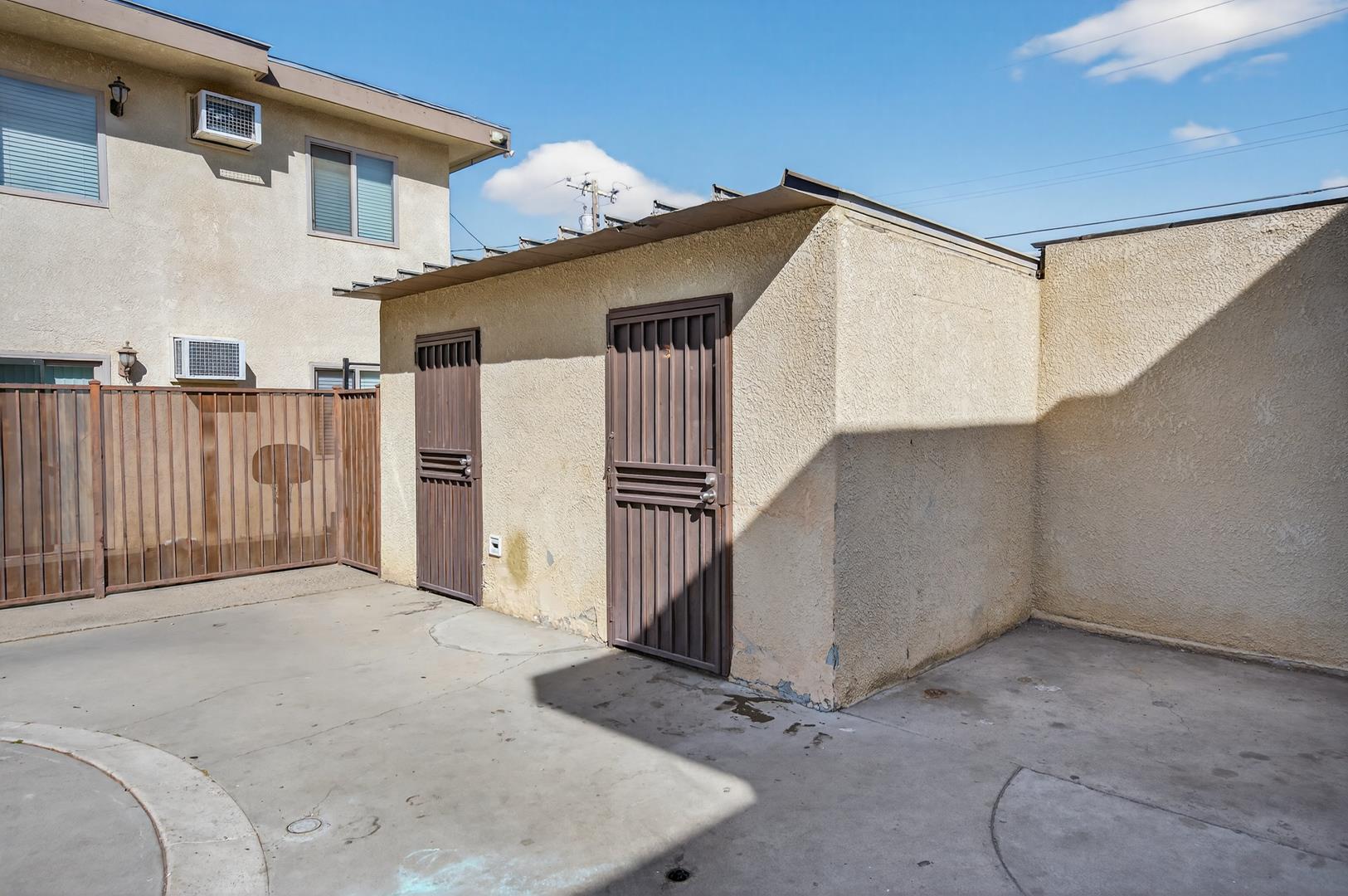 1348 E San Bruno Ave, photo 34