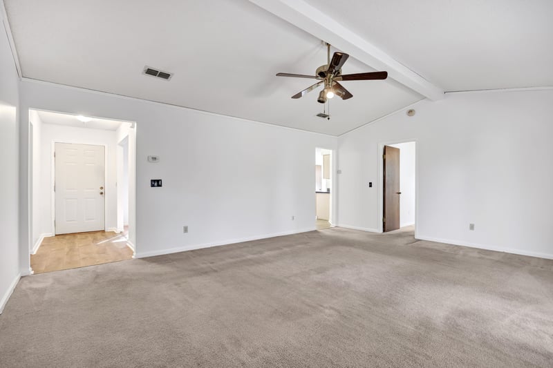 Photo 13 of 7931 118th St, Jacksonville, FL 32244, photographed by Megapixeler