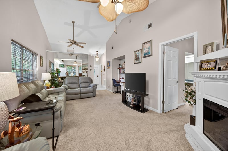 Photo 30 of 11095 Wandering Oaks Dr, Jacksonville, FL 32257, photographed by Megapixeler