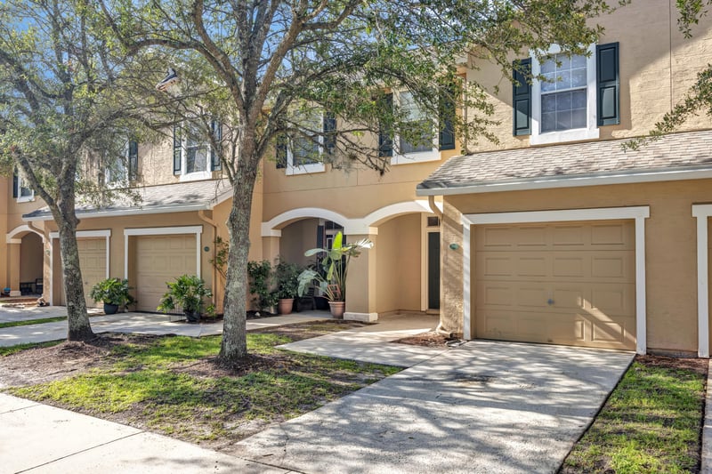 Photo 2 of 5260 Collins Rd unit 907, Jacksonville, FL 32244, photographed by Megapixeler
