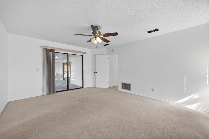 Photo 18 of 2027 Sussex Dr S, Orange Park, FL 32073, photographed by Megapixeler